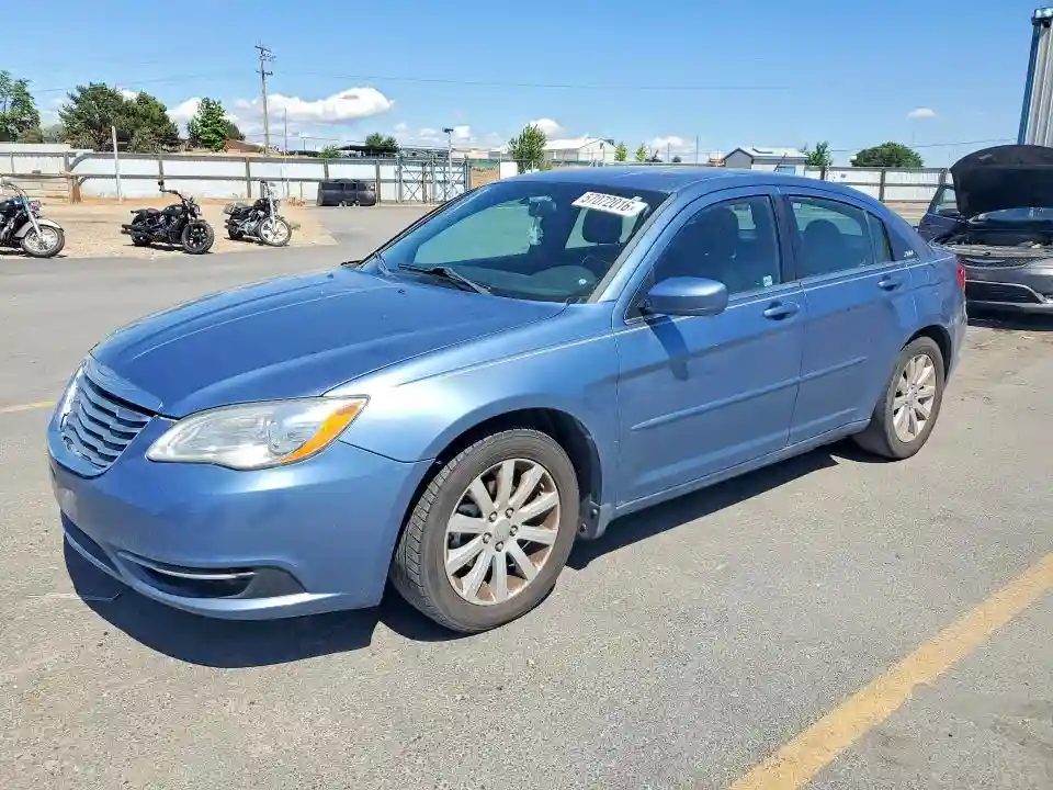 1C3BC1FG8BN553614 2011 CHRYSLER 200-0