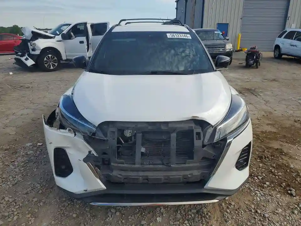 3N1CP5DV3ML549327 2021 NISSAN KICKS-4