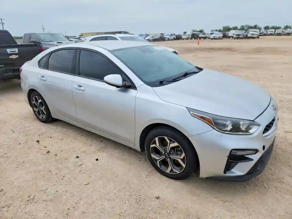 3KPF24AD2LE177660 2020 KIA FORTE LXS-3