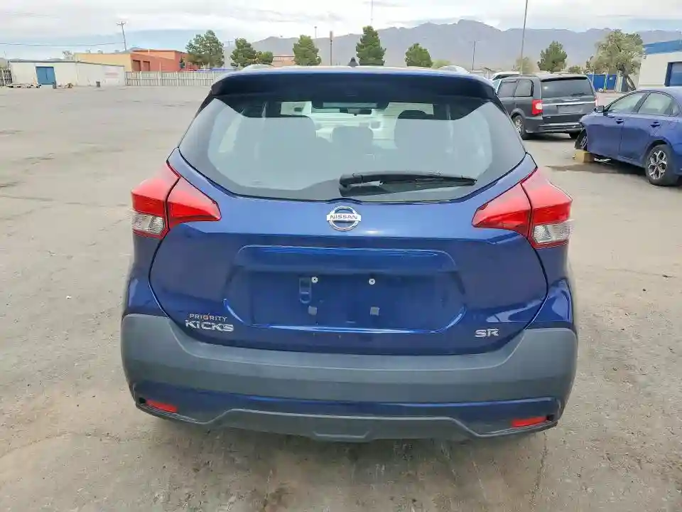 3N1CP5CUXJL534957 2018 NISSAN KICKS-5