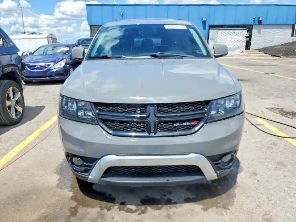 3C4PDCGB7LT272628 2020 DODGE JOURNEY-4