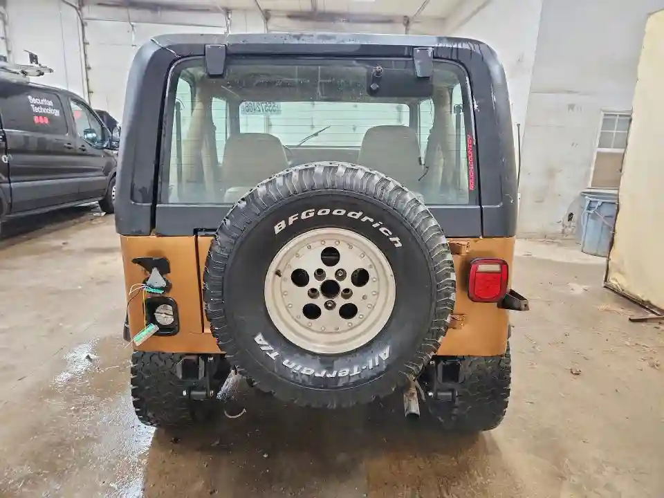 2BCCV8138HB524692 1987 JEEP WRANGLER-5