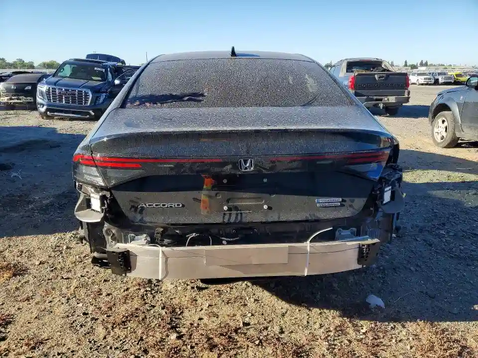 1HGCY2F80RA042448 2024 HONDA ACCORD-5