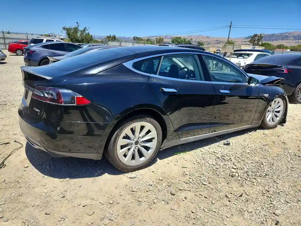5YJSA1DP2DFP26016 2013 TESLA MODEL S-2