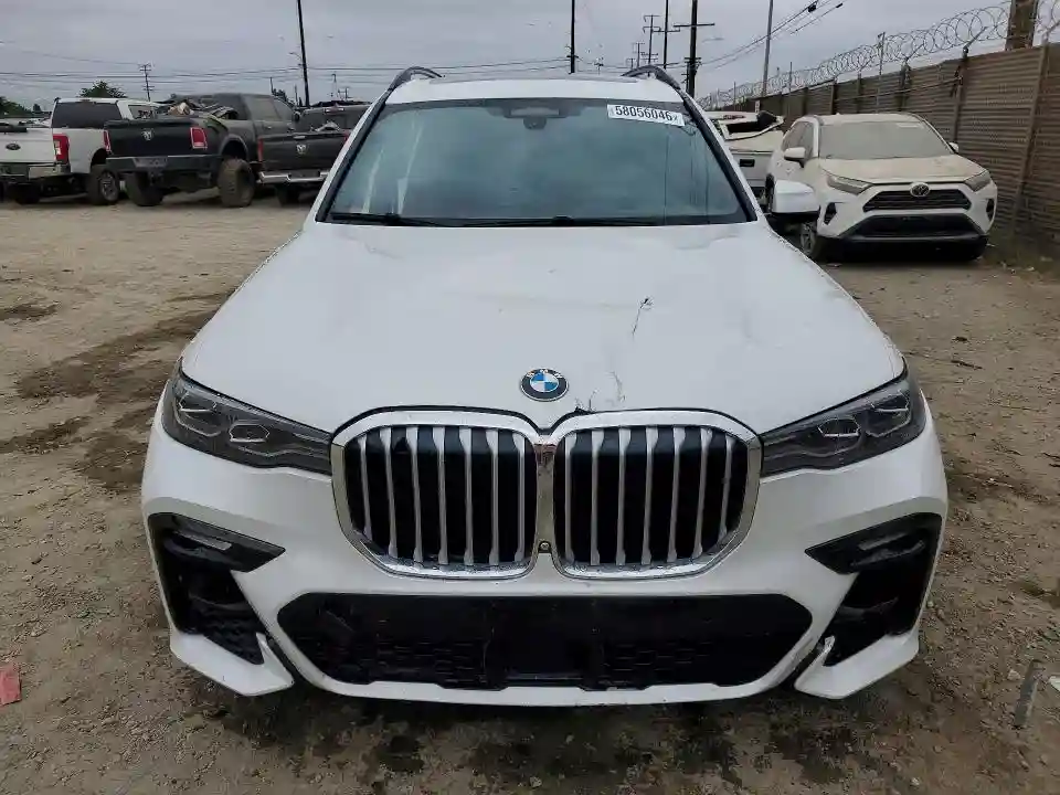 5UXCX4C55KLB39499 2019 BMW X7-4