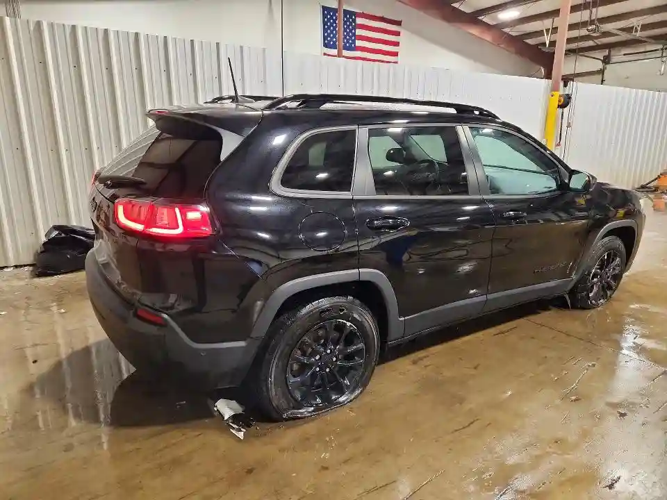 1C4PJMMB6PD102937 2023 JEEP CHEROKEE A-2