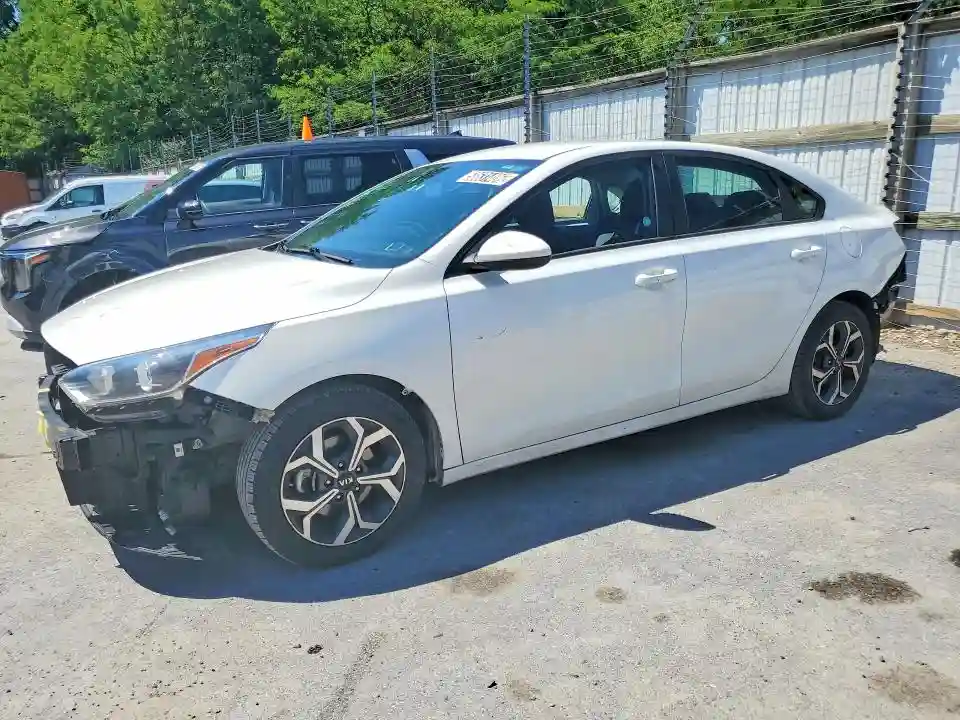 3KPF24AD8ME346890 2021 KIA FORTE LXS-0