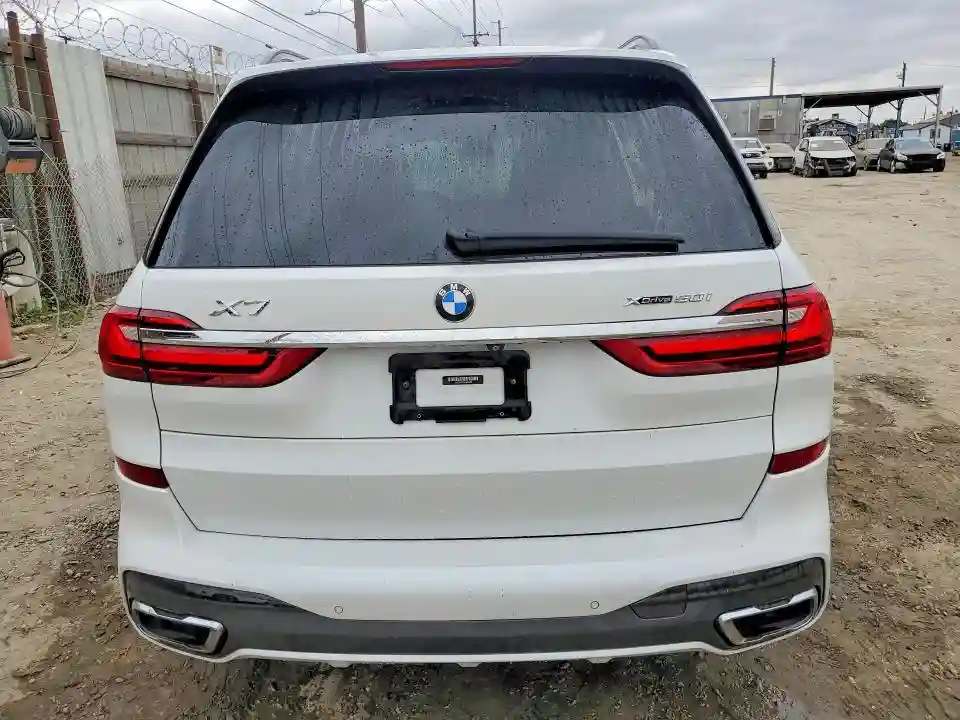 5UXCX4C55KLB39499 2019 BMW X7-5