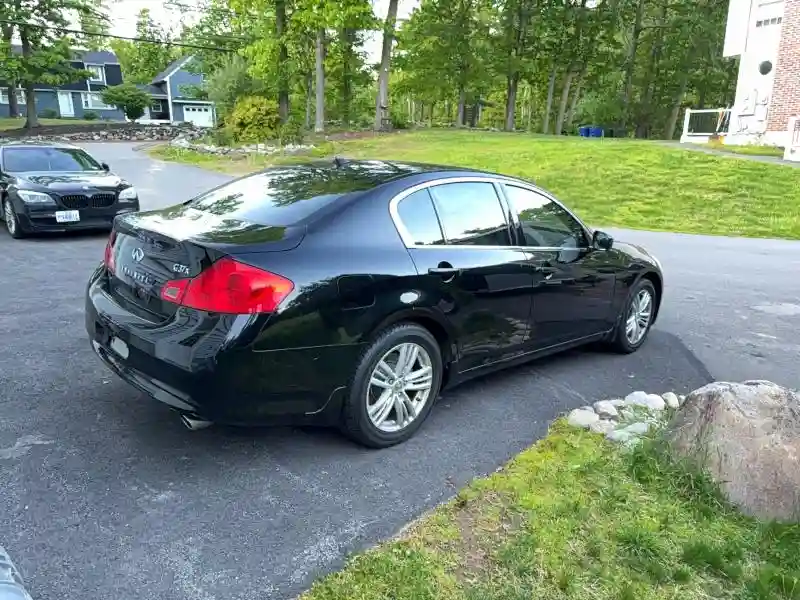 JN1CV6ARXBM350894 2011 INFINITI G37-3