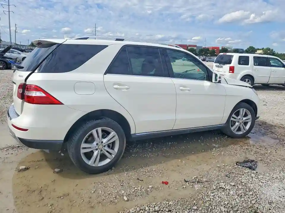 4JGDA5HB4FA564833 2015 MERCEDES-BENZ M-CLASS-2