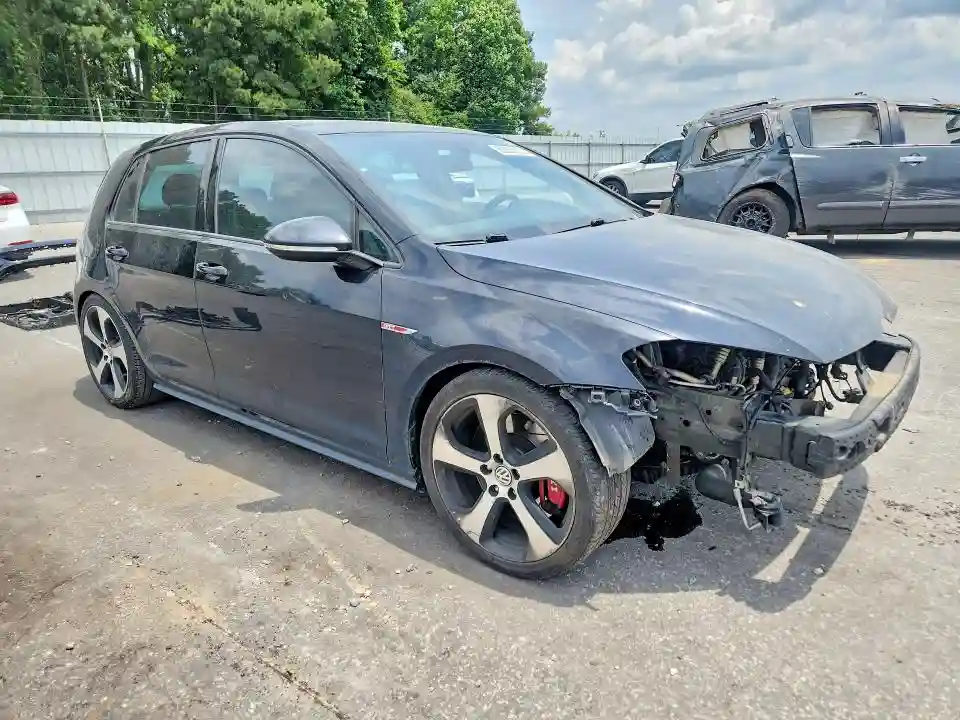 3VW547AU3HM076970 2017 VOLKSWAGEN GTI-3
