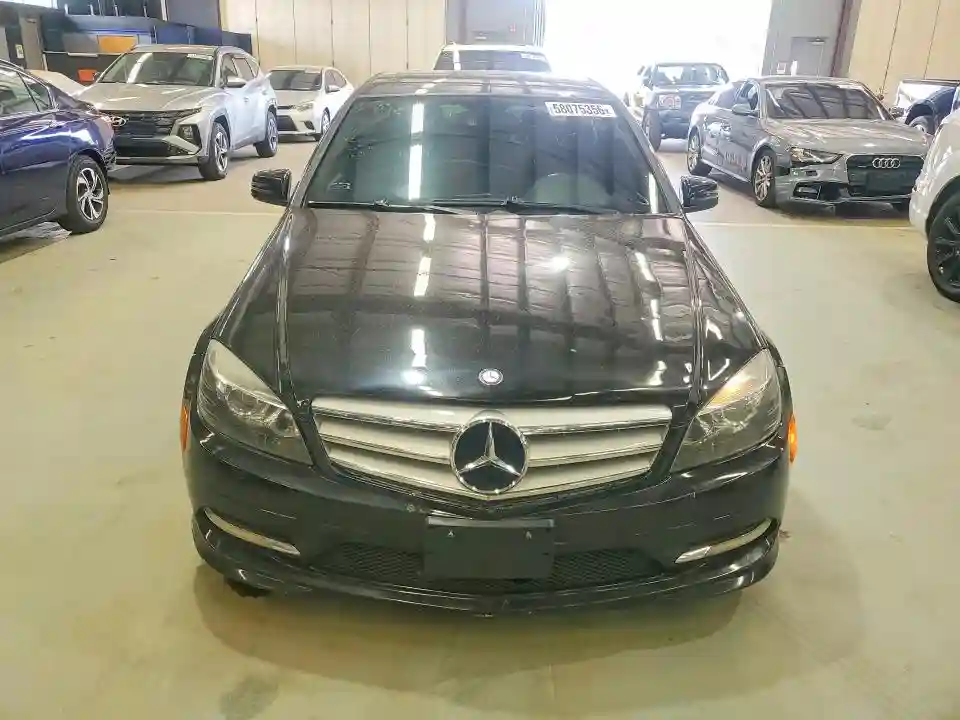 WDDGF8BB1BR183603 2011 MERCEDES-BENZ C-CLASS-4