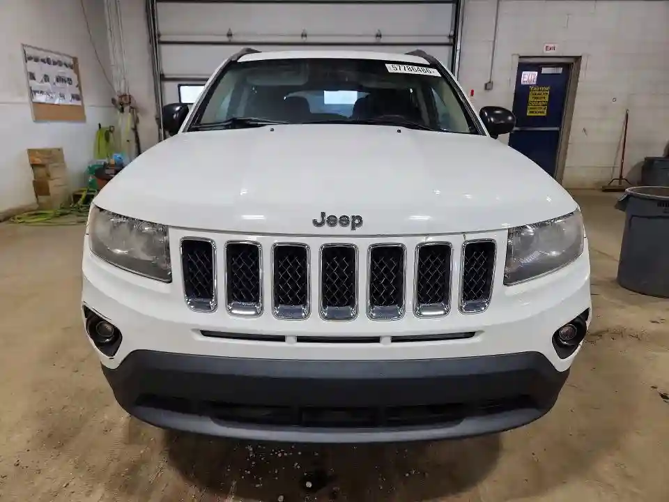 1C4NJCBA1ED587058 2014 JEEP COMPASS-4