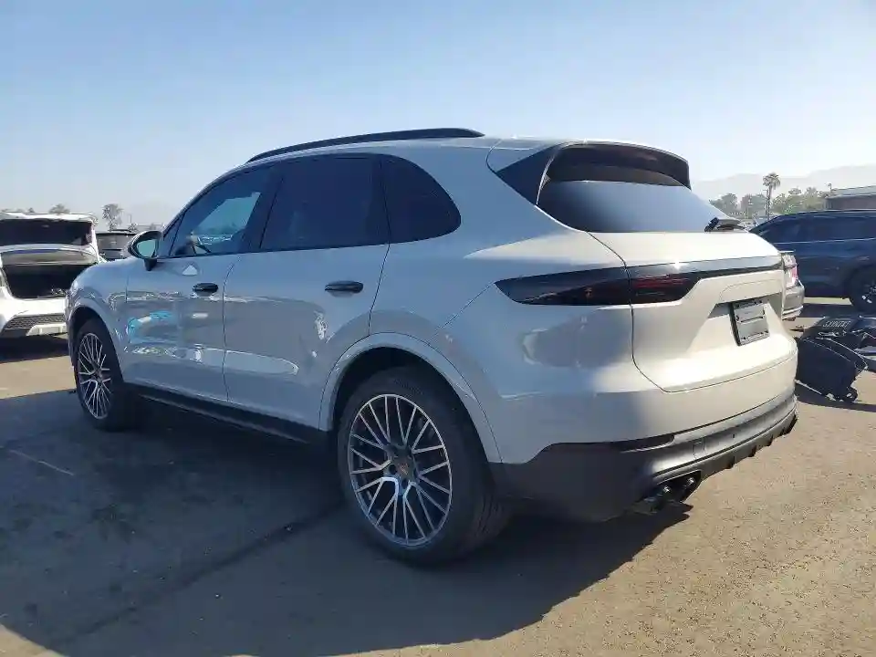WP1AA2AY2LDA04645 2020 PORSCHE CAYENNE-1