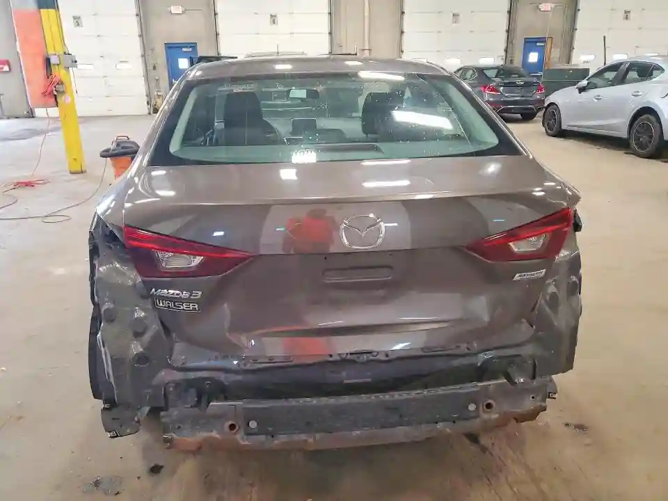 3MZBM1T79GM262261 2016 MAZDA 3-5