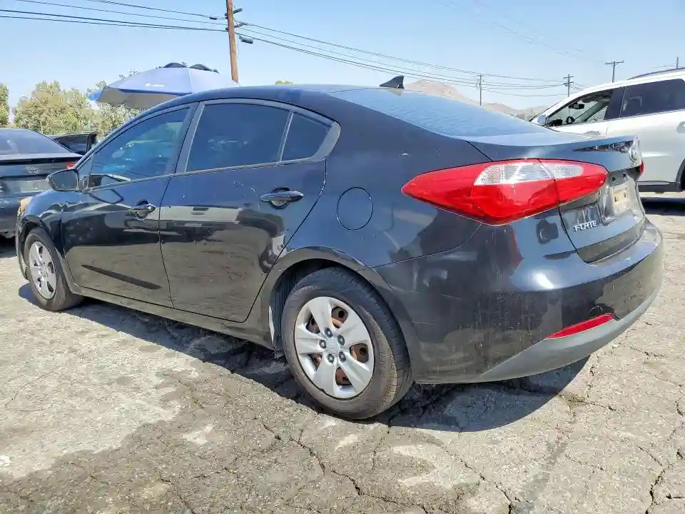 KNAFX4A6XF5422110 2015 KIA FORTE-1