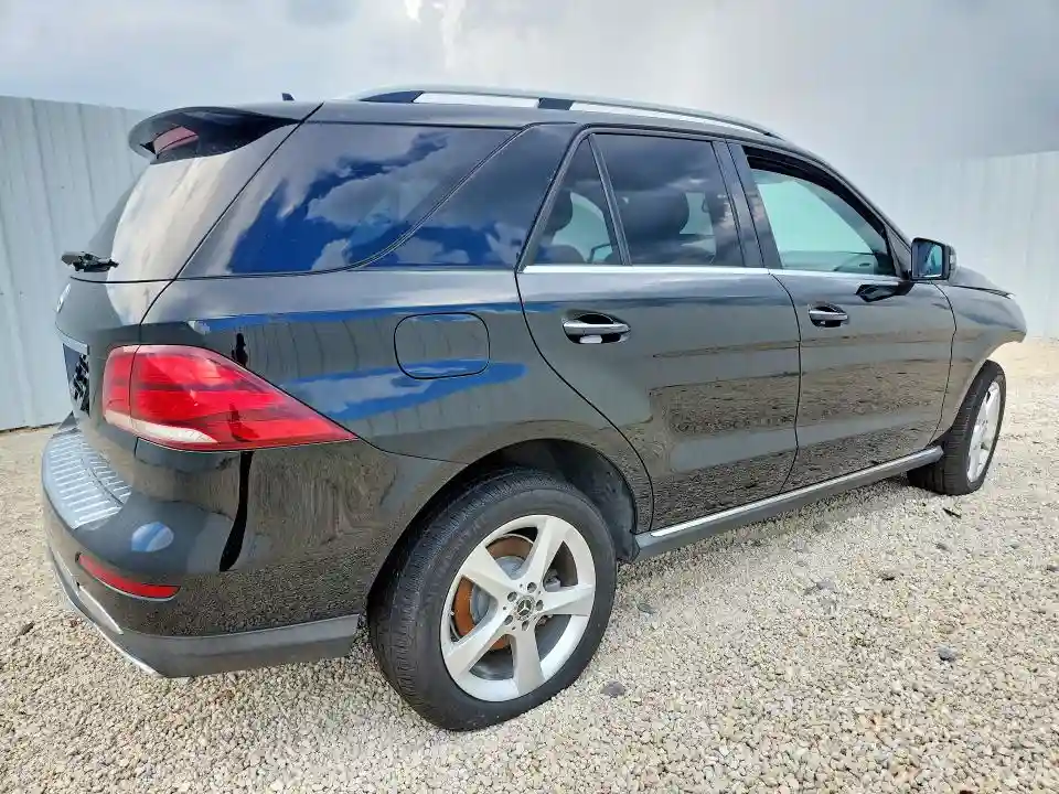 4JGDA5JBXHA937161 2017 MERCEDES-BENZ GLE-CLASS-2