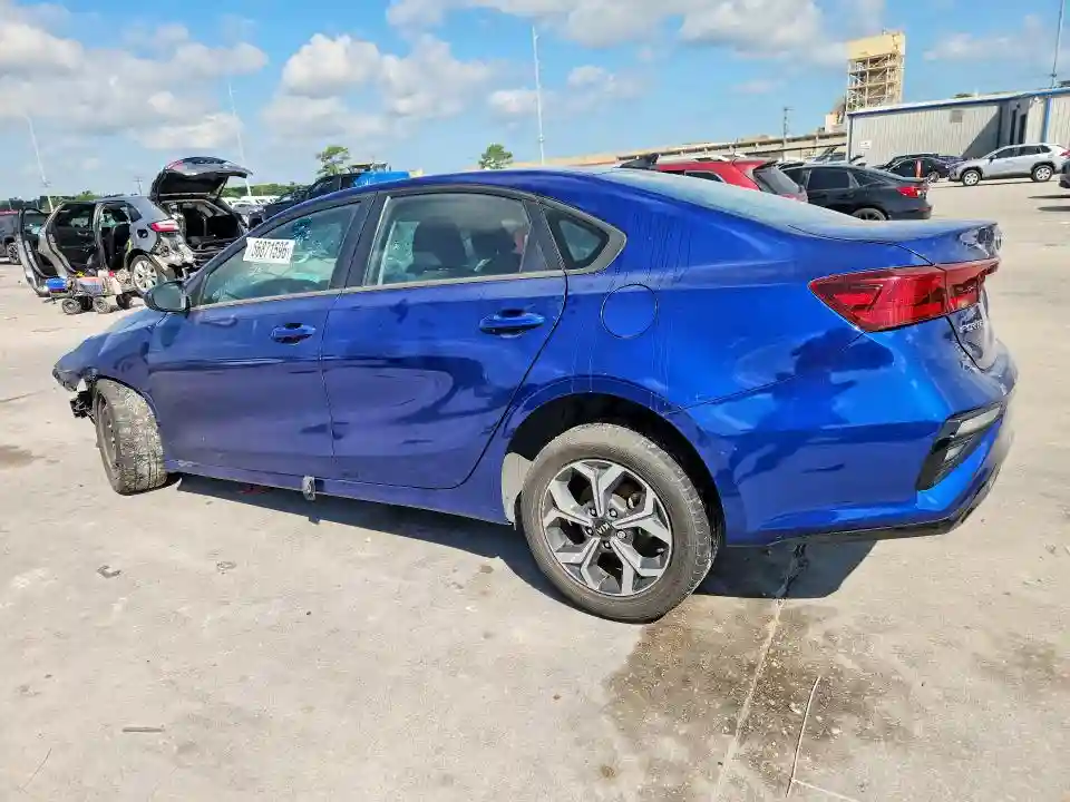 3KPF24AD4ME385234 2021 KIA FORTE LXS-1