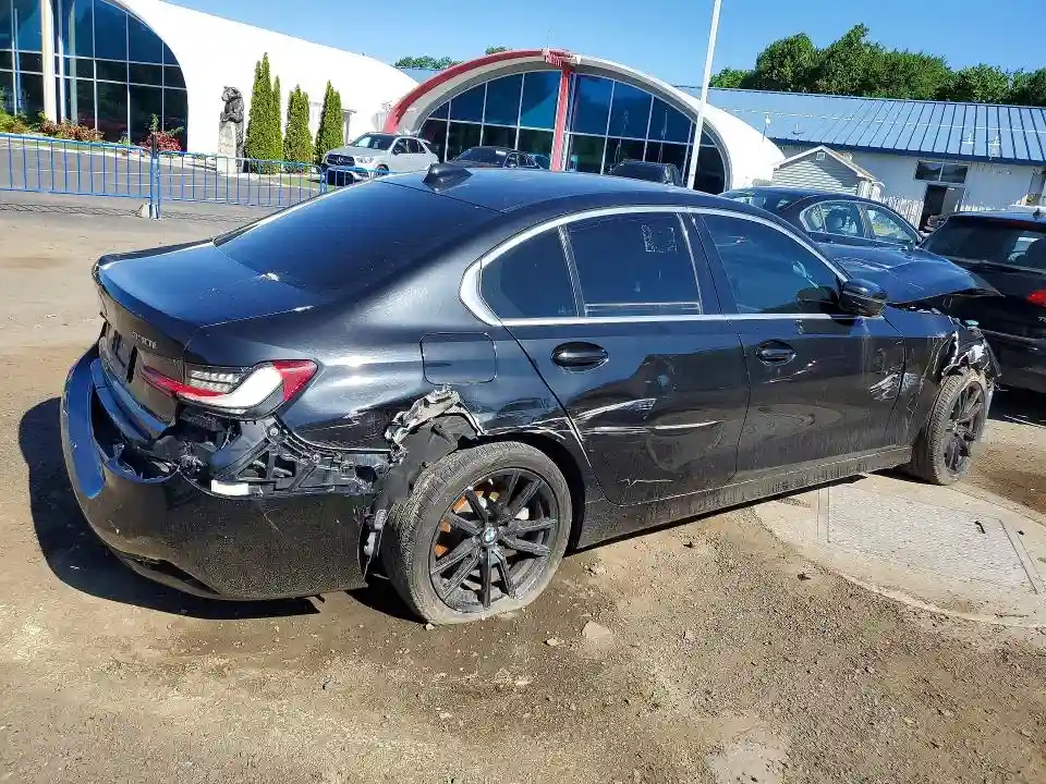 3MW5R1J07N8C72491 2022 BMW 3 SERIES-2