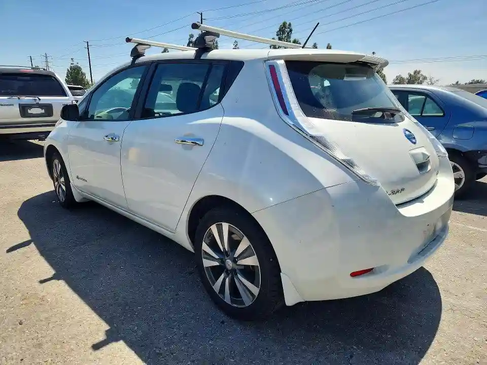 1N4BZ0CP8GC302206 2016 NISSAN LEAF-1