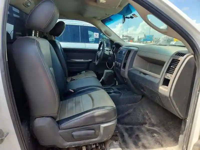 3C7WDTBL0CG258724 2012 DODGE ALL MODELS-4