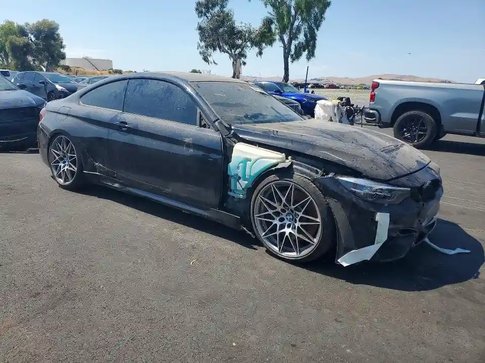 WBS4Y9C58JAA85506 2018 BMW M4-3