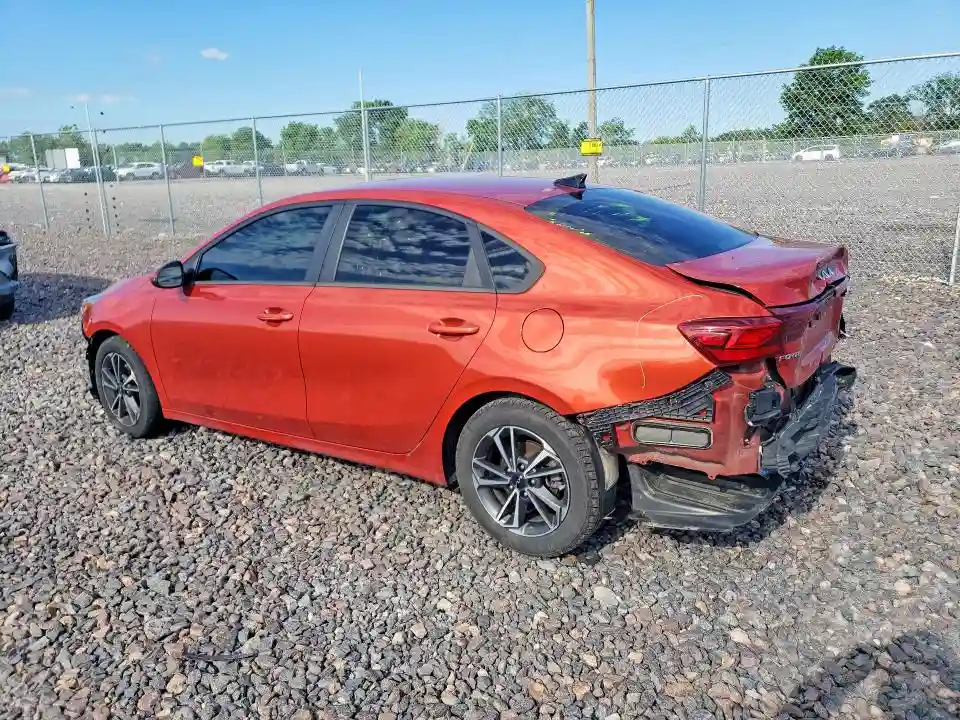 3KPF24AD6NE417358 2022 KIA FORTE LXS-1