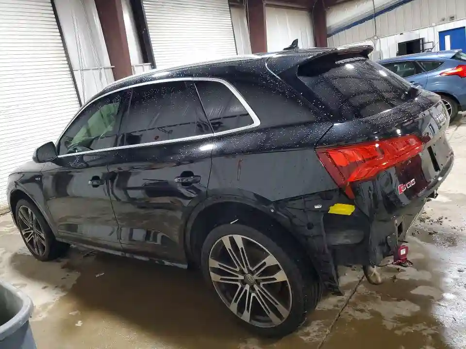 WA1A4AFY7J2007636 2018 AUDI SQ5-1