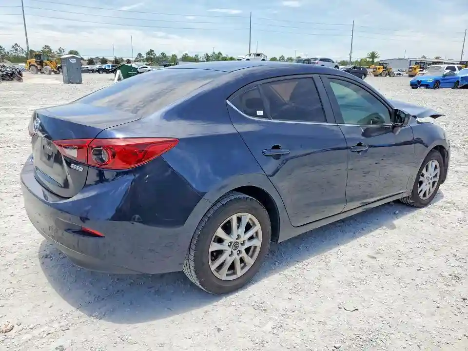 JM1BM1U7XG1303950 2016 MAZDA 3-2