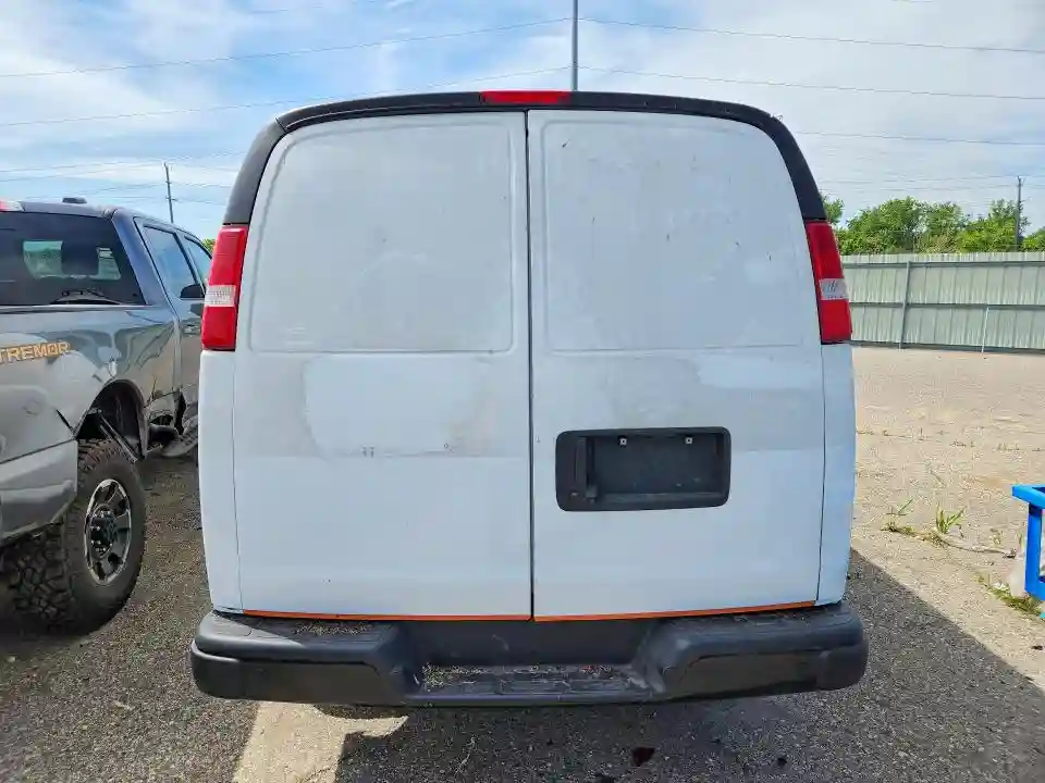 1GTW7BFP2P1134289 2023 GMC SAVANA-5