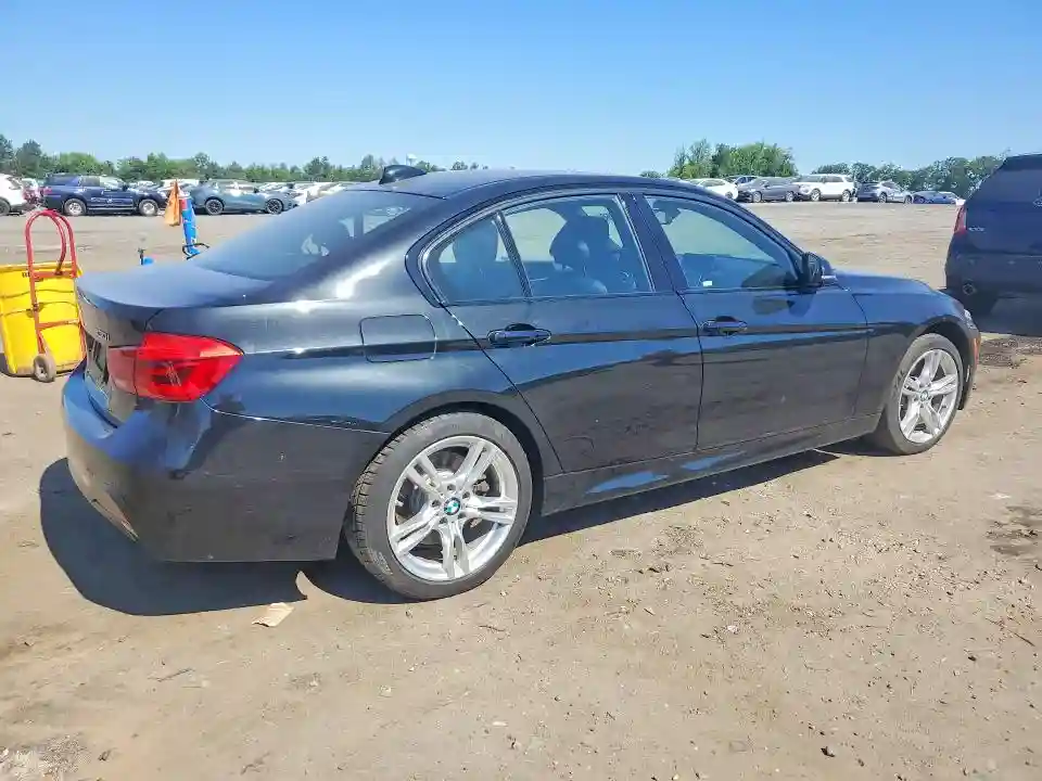 WBA8D9G5XJNU66985 2018 BMW 3 SERIES-2