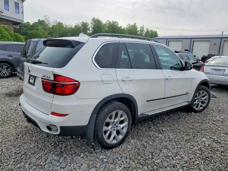 5UXZV4C58D0B24371 2013 BMW X5-2