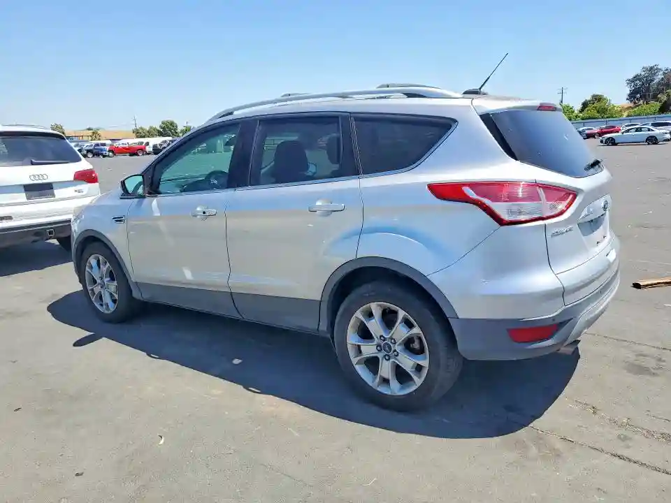 1FMCU0JX5FUB07782 2015 FORD ESCAPE-1