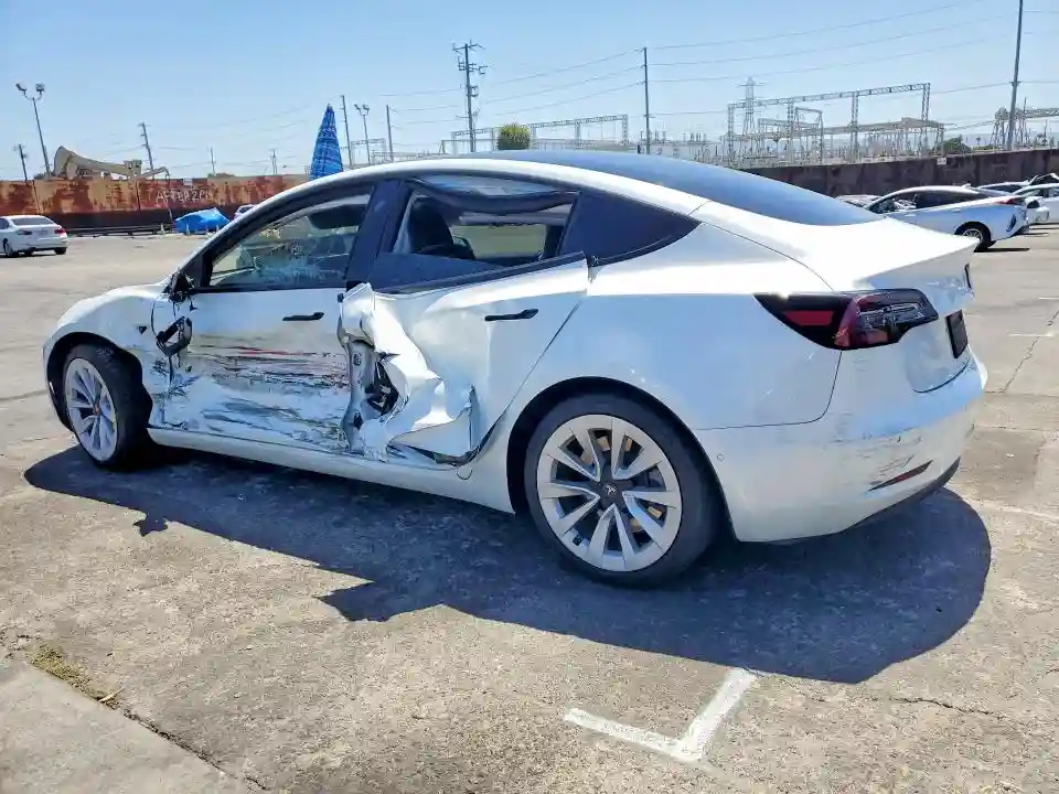 5YJ3E1EB5MF862457 2021 TESLA MODEL 3-1