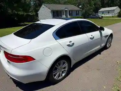 SAJAJ4FX4JCP25812 2018 JAGUAR XE-3