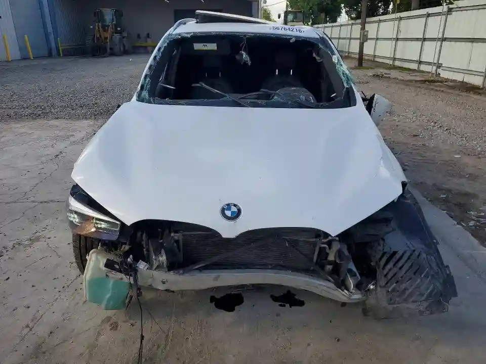 WBXJG7C0XM5T74003 2021 BMW X1-4