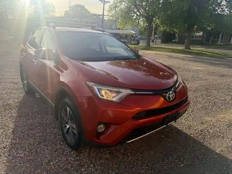 JTMRFREV8GJ094261 2016 TOYOTA RAV4-0