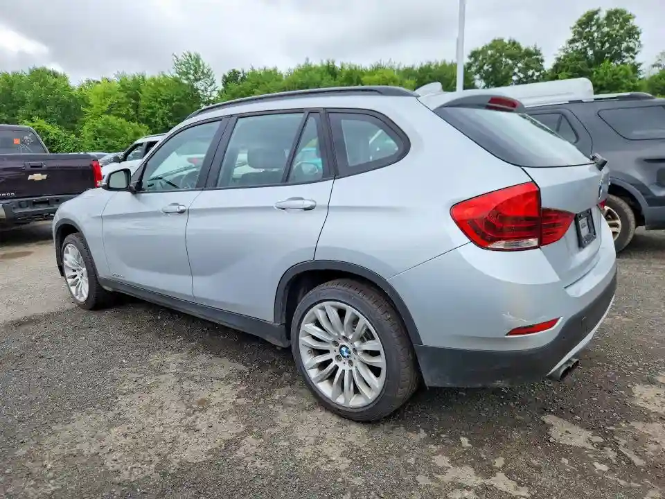 WBAVL1C58FVY32527 2015 BMW X1-1