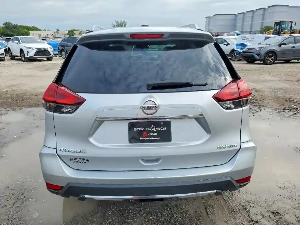 5N1AT2MV0JC711318 2018 NISSAN ROGUE-5