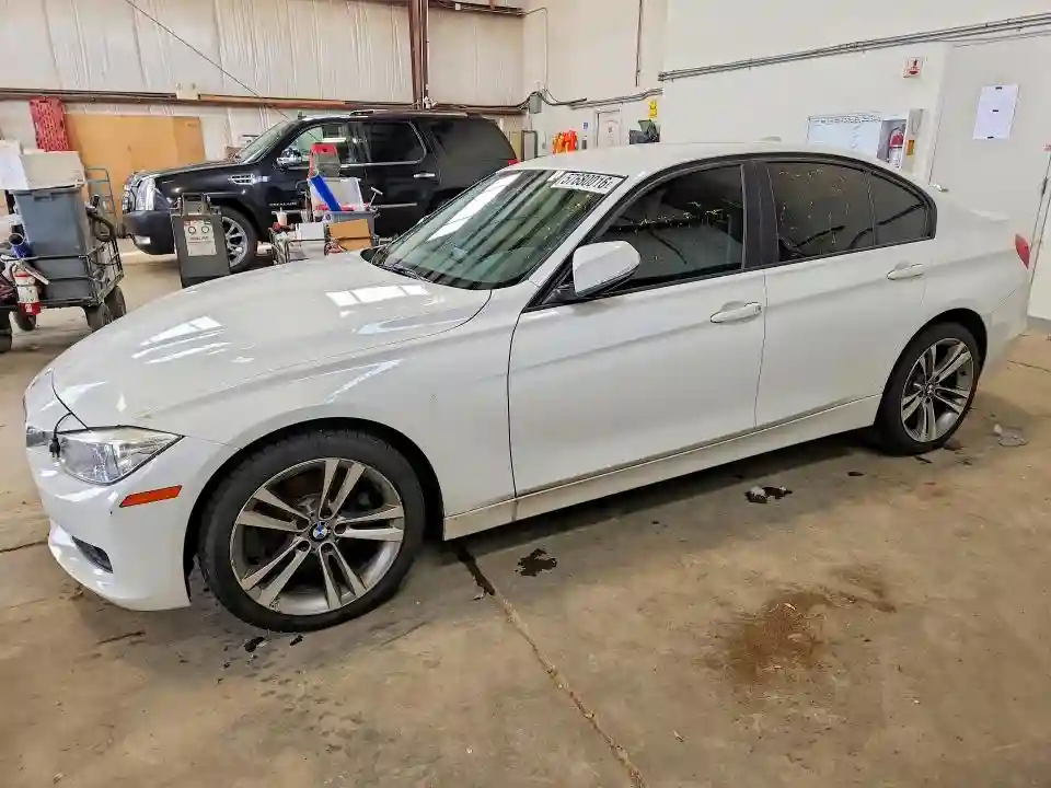 WBA3B3C56DF537343 2013 BMW 3 SERIES-0