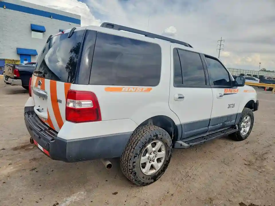1FMJU1G52DEF49221 2013 FORD EXPEDITION-2
