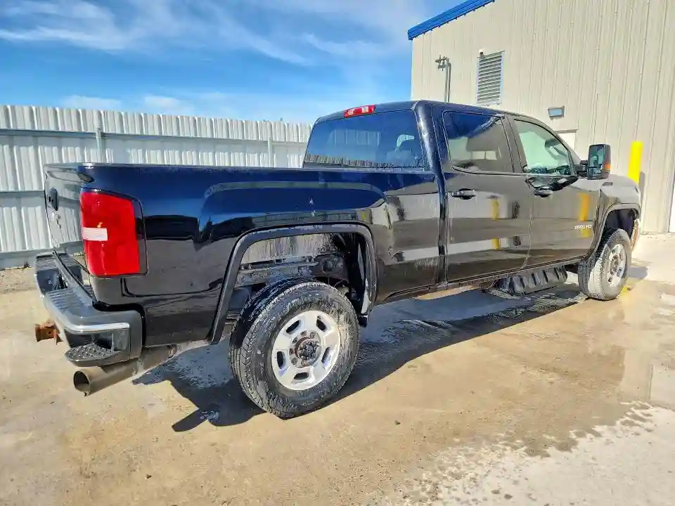 1GT12NEY3KF238709 2019 GMC SIERRA-2