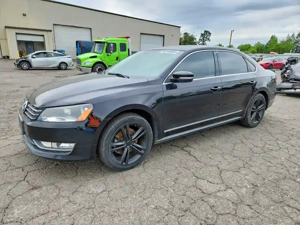 1VWCN7A3XEC075596 2014 VOLKSWAGEN PASSAT-0