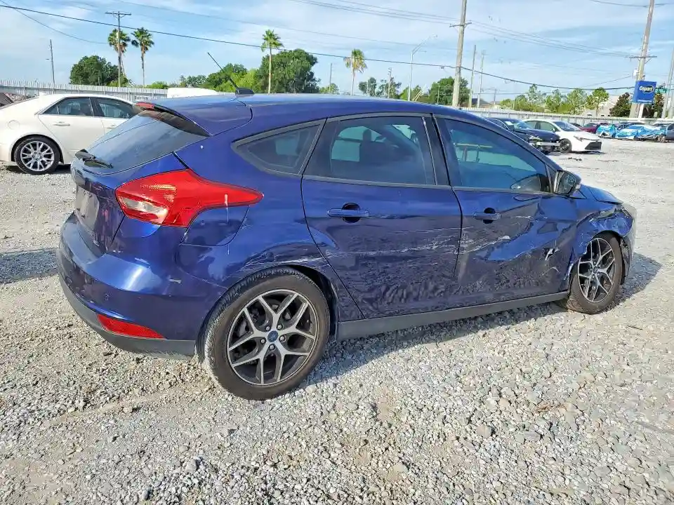 1FADP3M21HL302150 2017 FORD FOCUS-2
