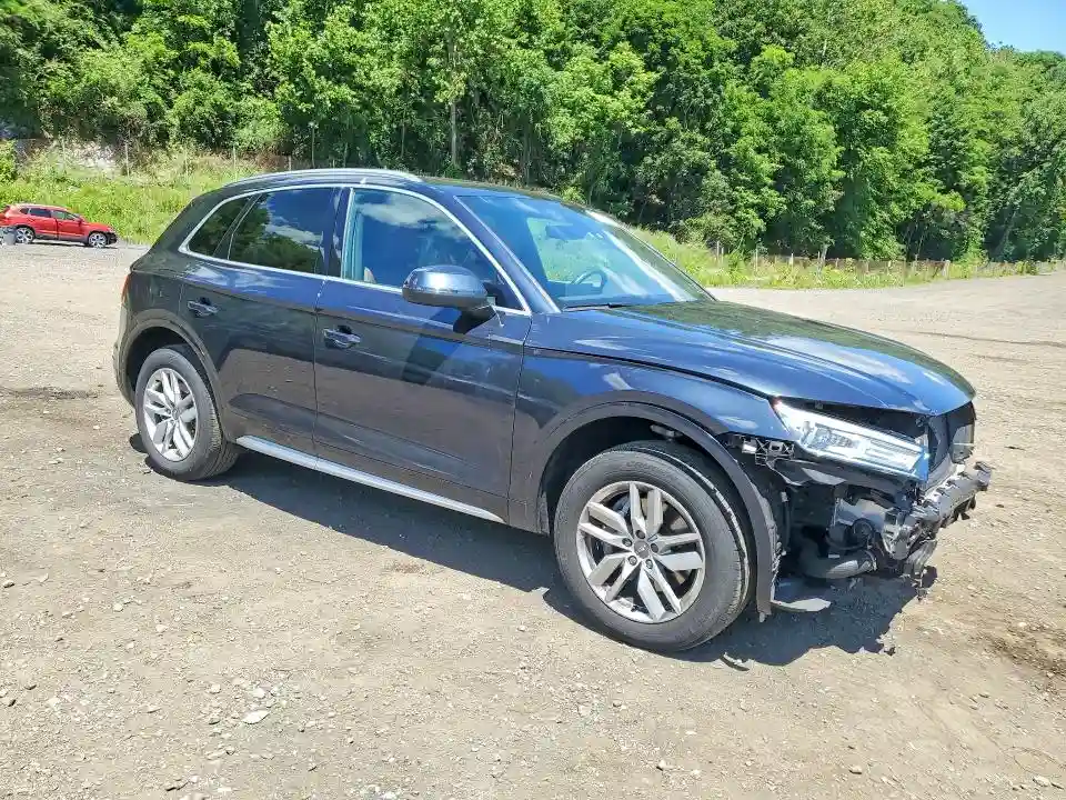 WA1ANAFY0L2106864 2020 AUDI Q5-3
