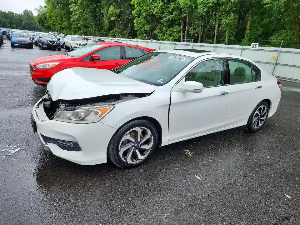 1HGCR3F82HA001630 2017 HONDA ACCORD-0