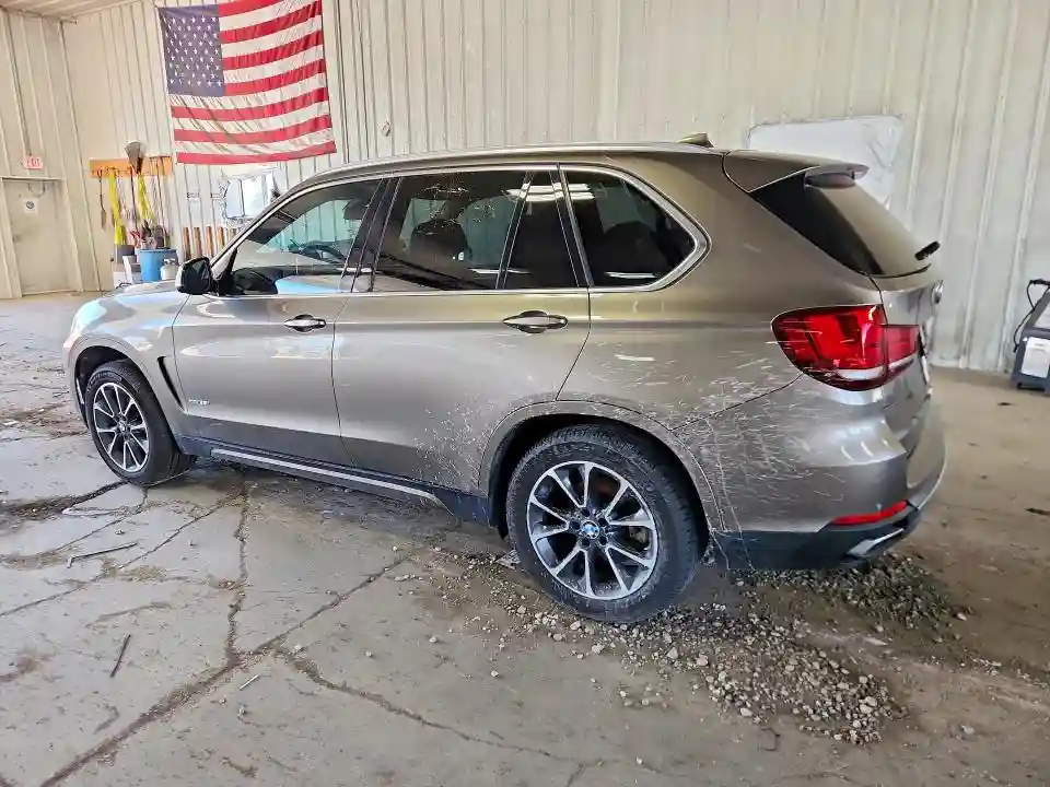 5UXKR0C52J0X98264 2018 BMW X5-1