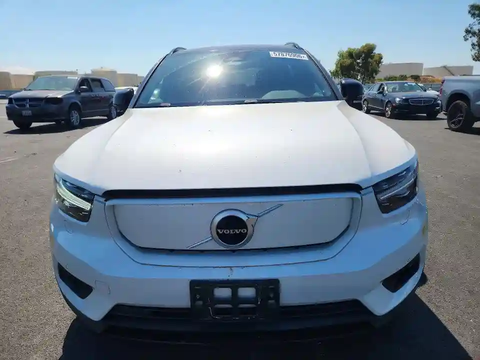 YV4ED3UB4N2692361 2022 VOLVO XC40-4