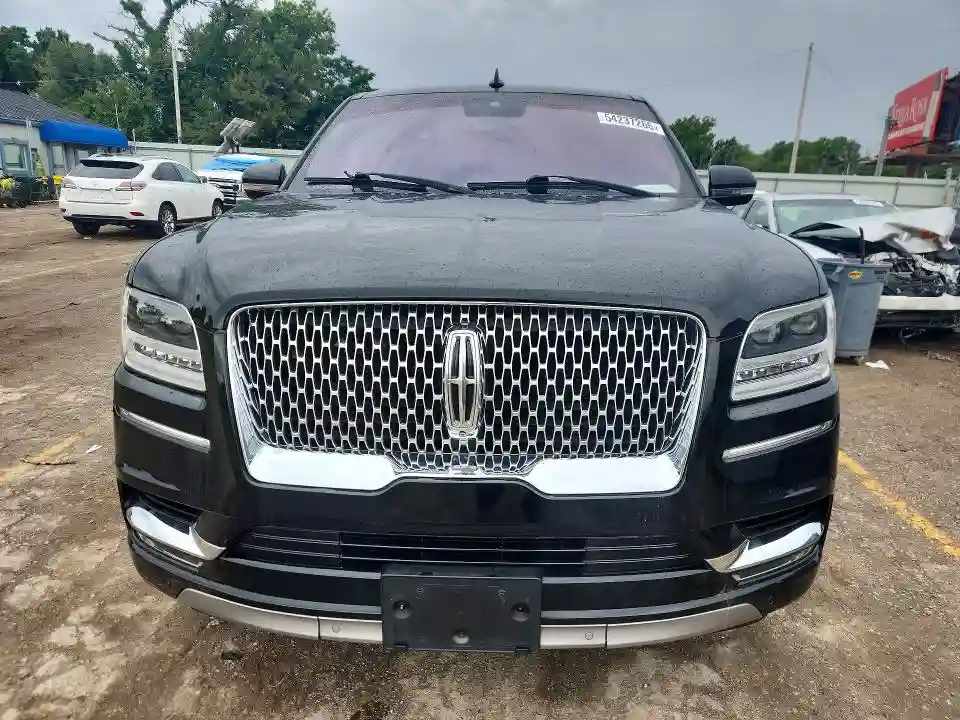 5LMJJ2LT9JEL07330 2018 LINCOLN NAVIGATOR-4