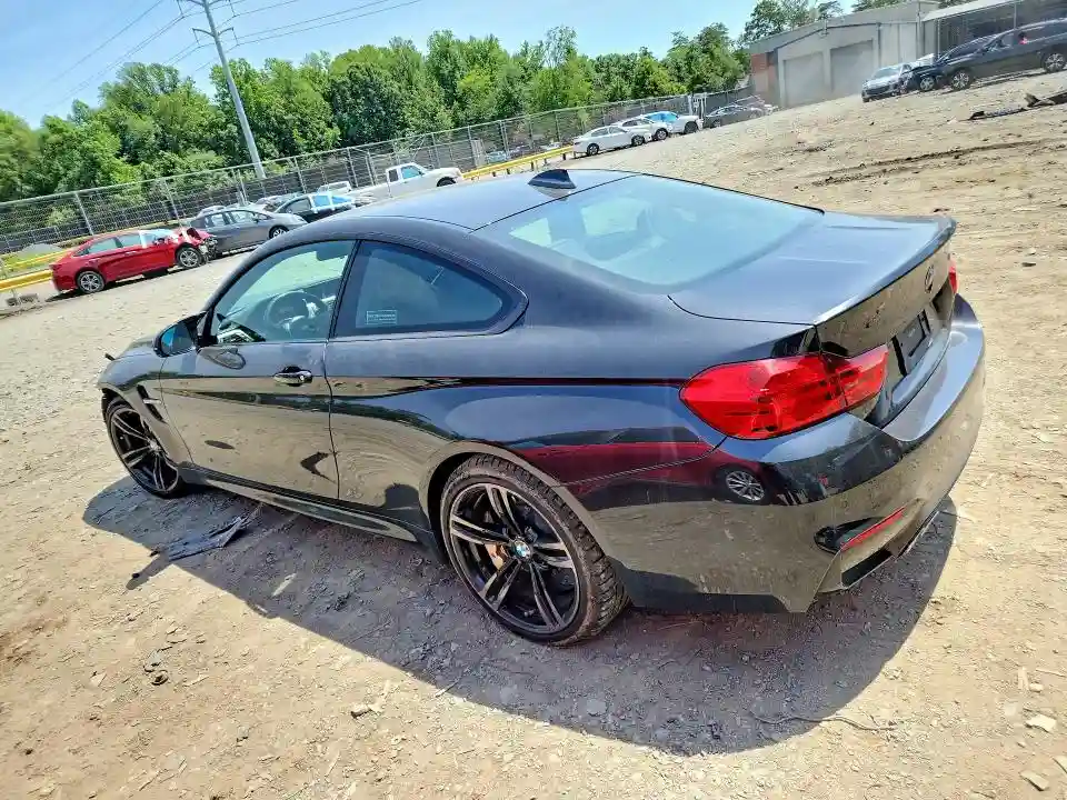WBS3R9C55FK331046 2015 BMW M4-1
